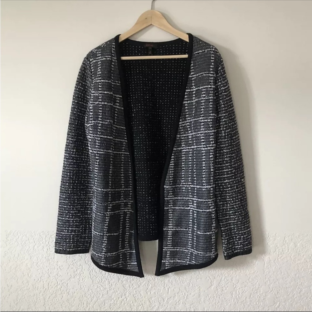 Escada Wool Blend Woven Knit Black White Cardigan Women’s Size 40 / US M